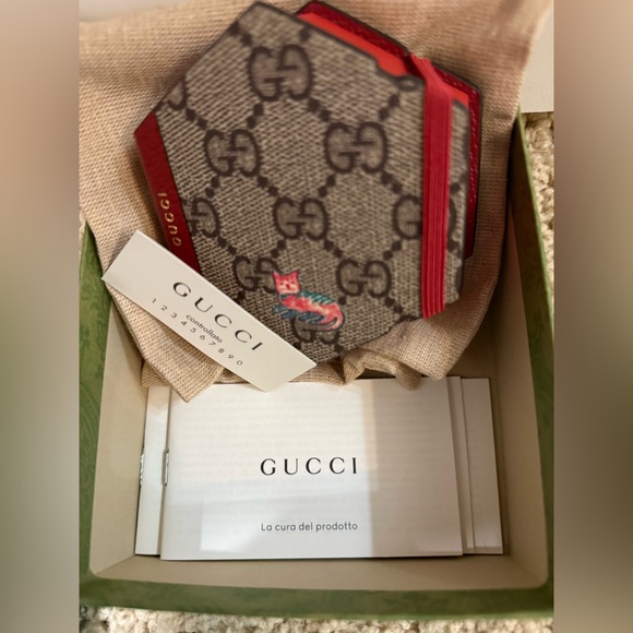 NIB Gucci Whimsy Derpy Cat GG Supreme Coated Stationary notebook. - Picture 4 of 4